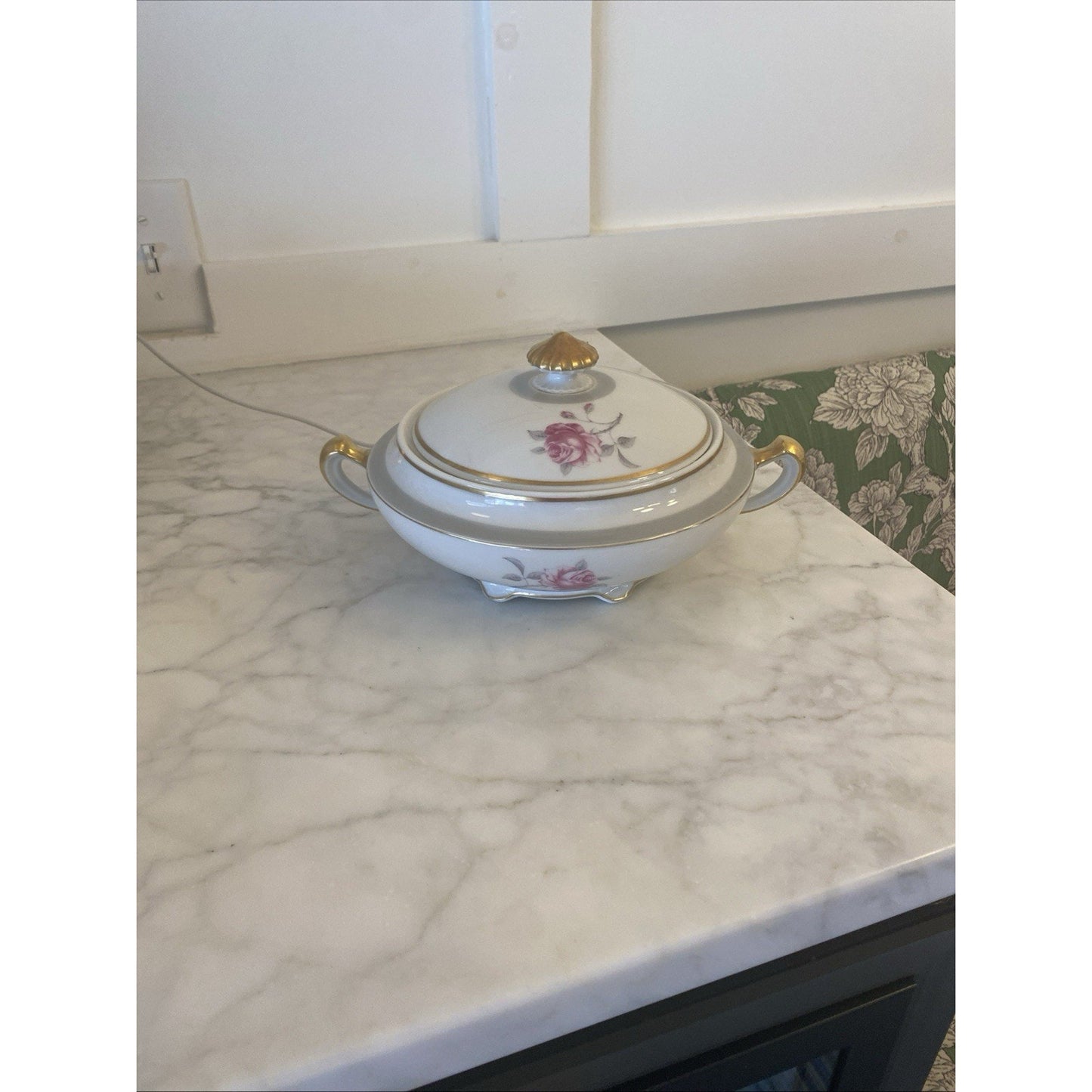 Antique HAVILAND Limoges Round Covered Vegetable Serving Bowl