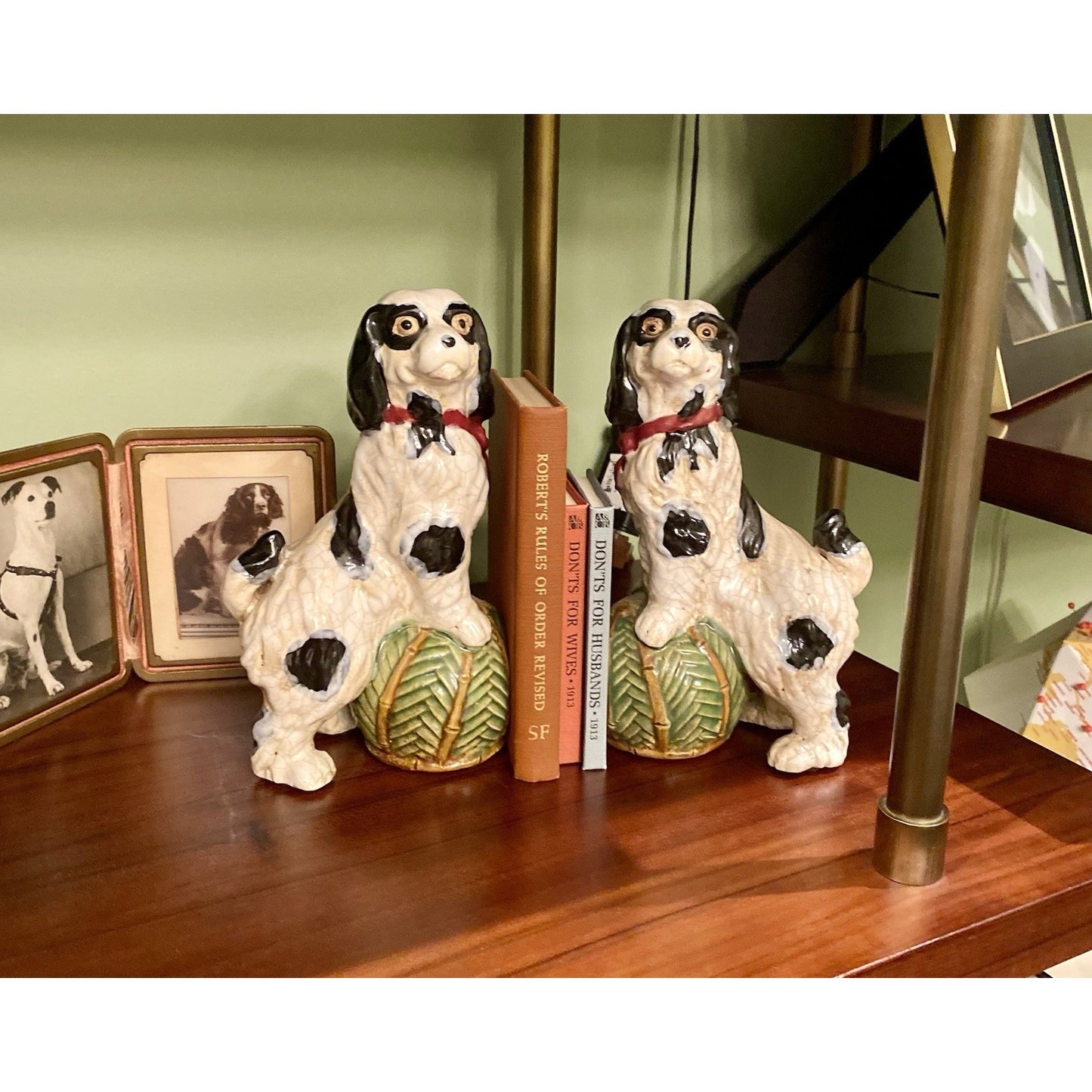 Antique Majolica Staffordshire Style King Charles Spaniel Dogs Ceramic Bookends