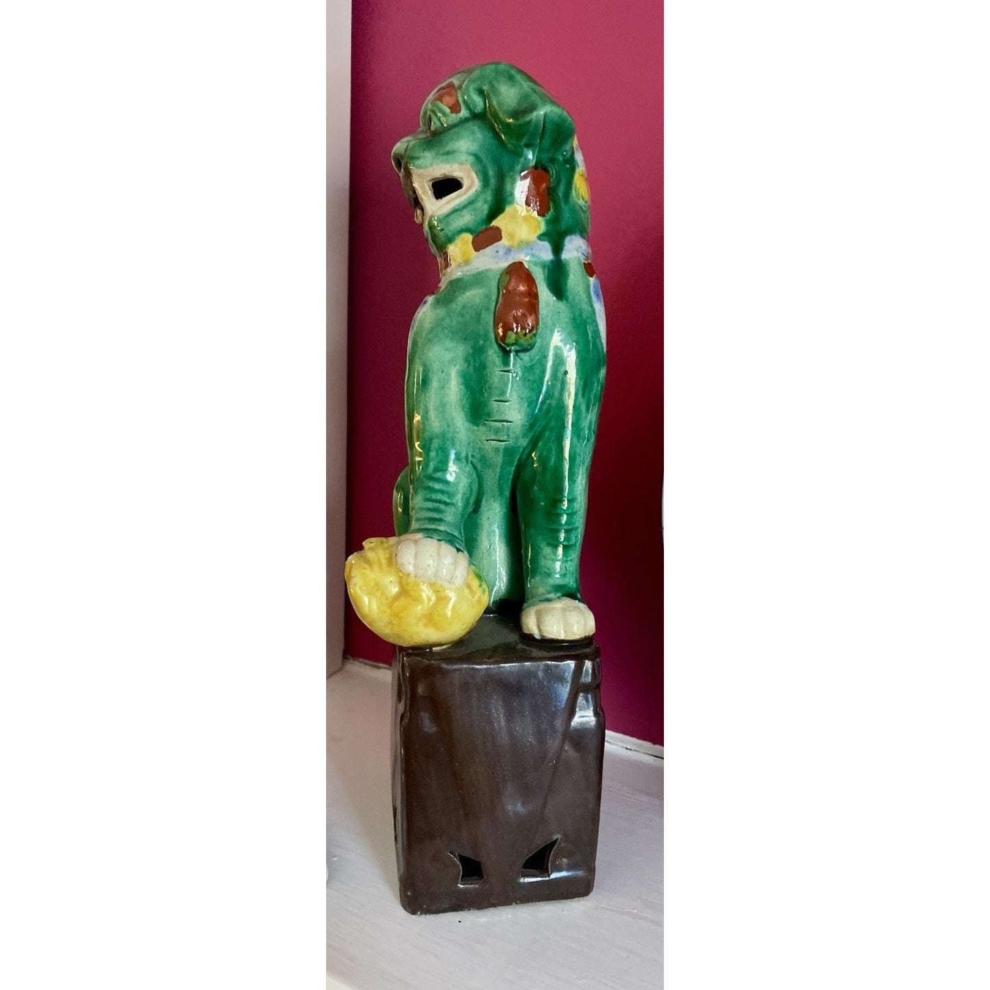 Chinese Foo Fu Dog Lion Porcelain Figurine Green/Yellow 10” Tall