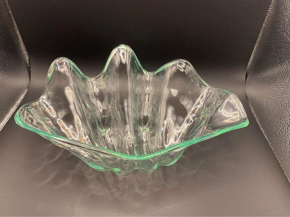 Lucite Clamshell Dish