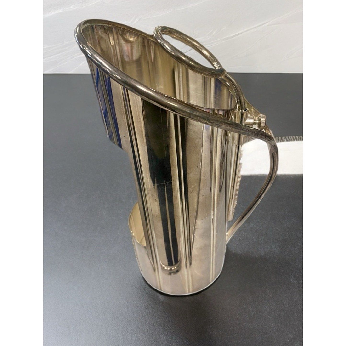 VINTAGE SILVER PLATED OR CHROME BOTTLE HOLDER SERVER