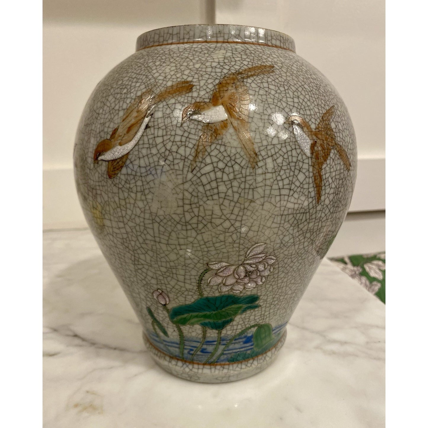 HAND PAINTED Vintage Detailed Porcelain flower vase 8.25"H Japan