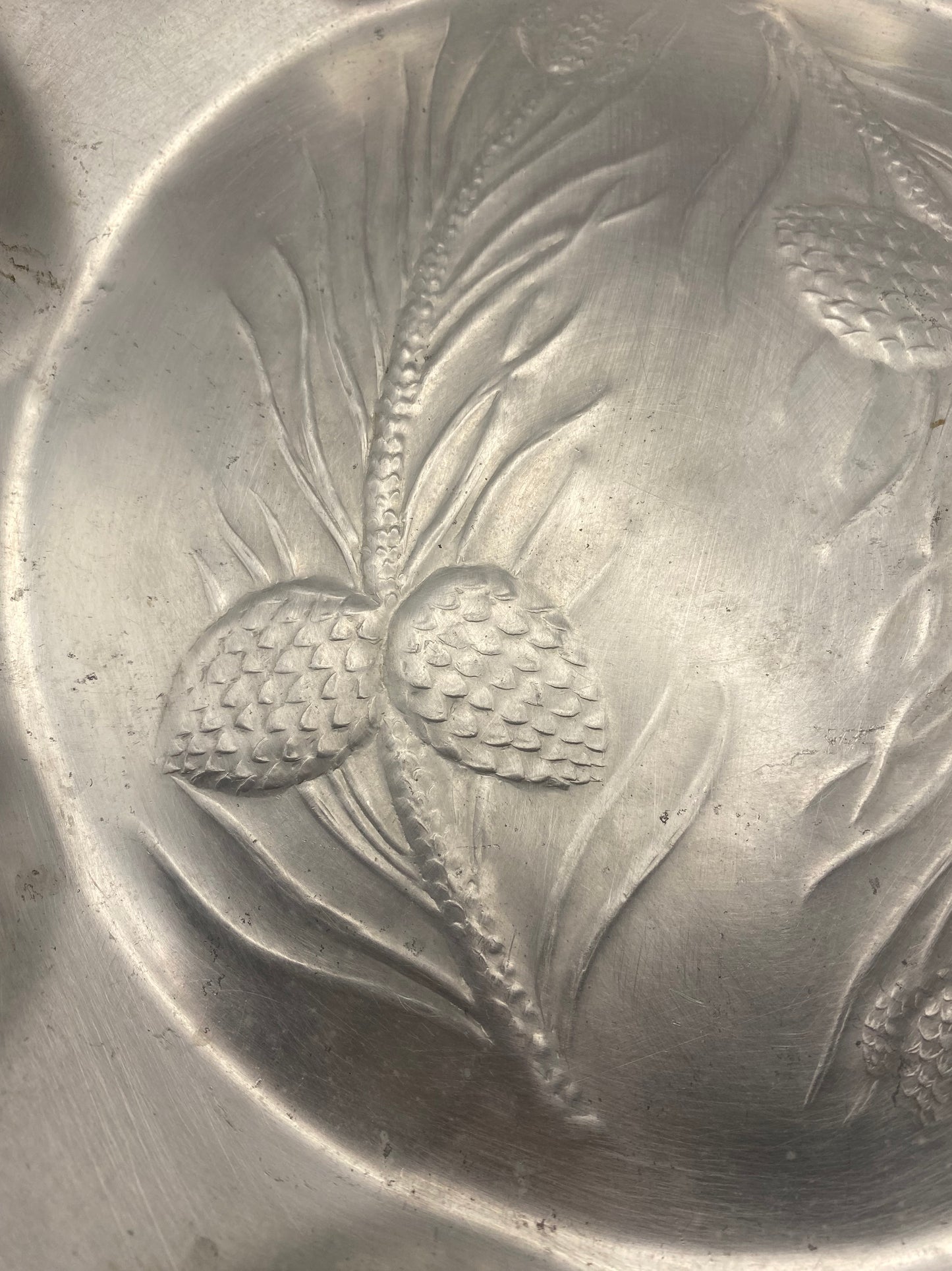 Pine Cone Aluminum Platter with Ruffled Edge