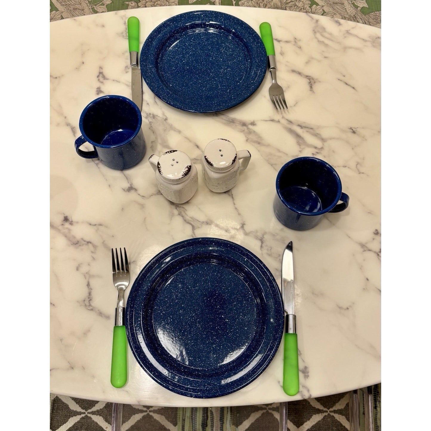 Vintage Enamelware Blue White Speckled Dish Set 3 Plates And 3 Mugs