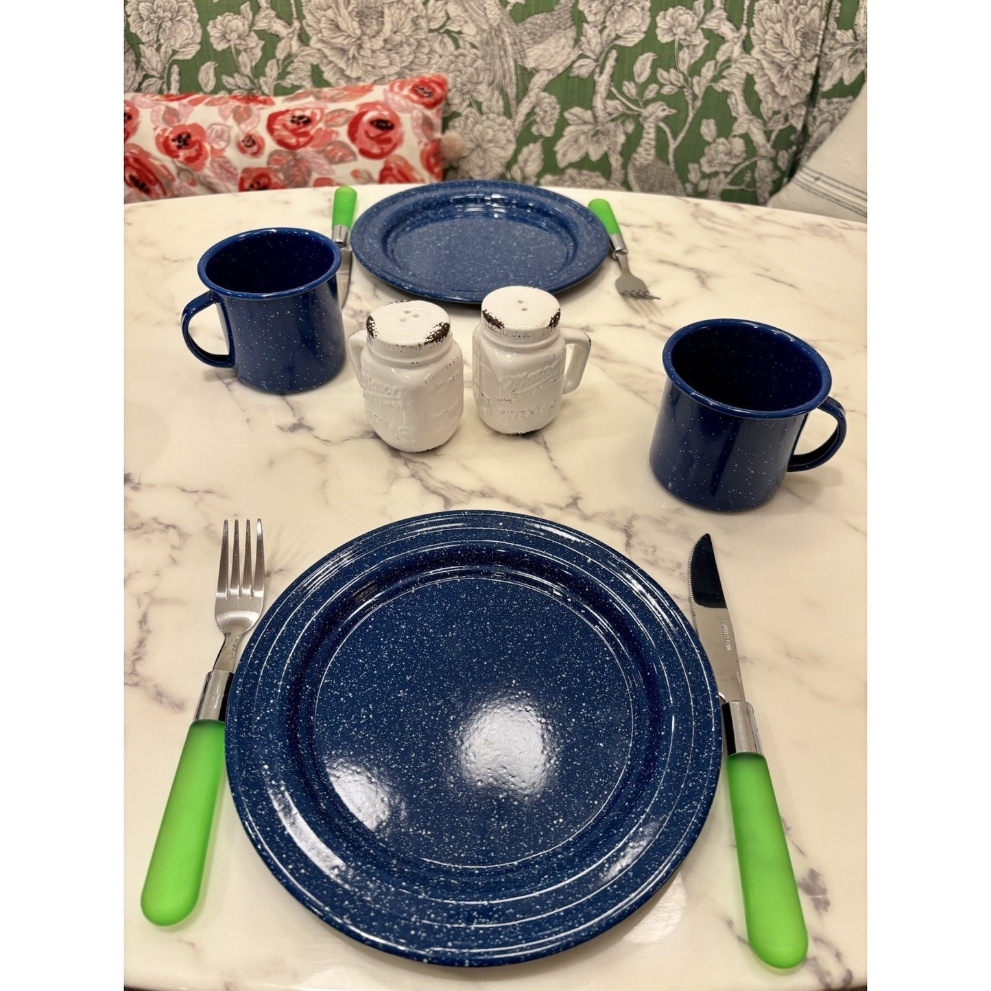 Vintage Enamelware Blue White Speckled Dish Set 3 Plates And 3 Mugs