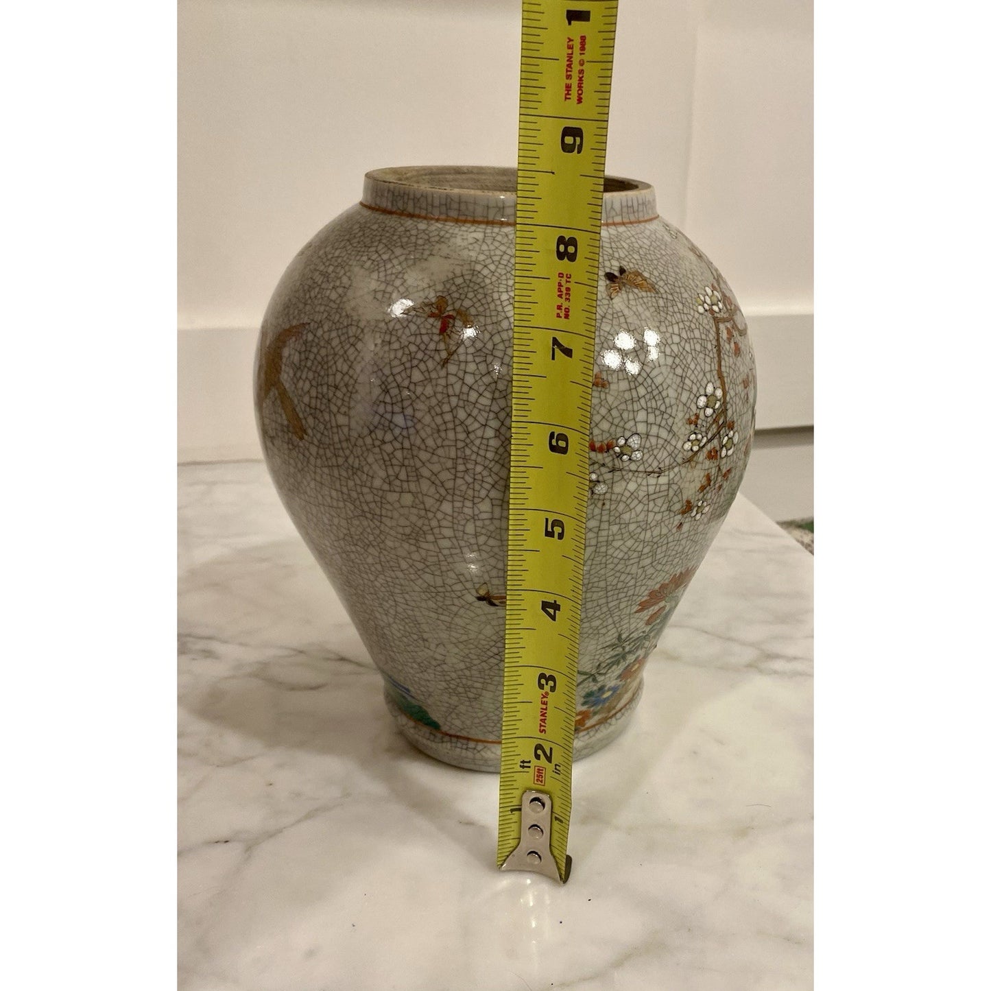 HAND PAINTED Vintage Detailed Porcelain flower vase 8.25"H Japan